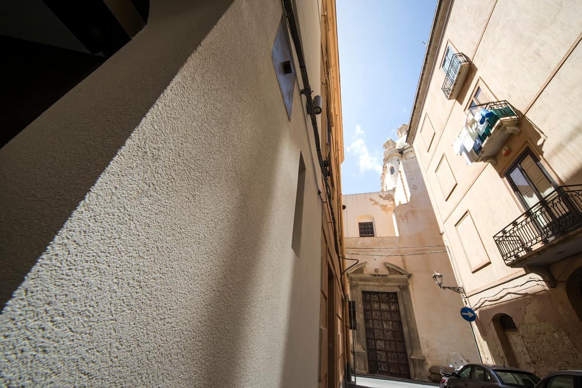 B&B Cantiere Dell'Anima - Rooms Of Art Trapani Exterior foto