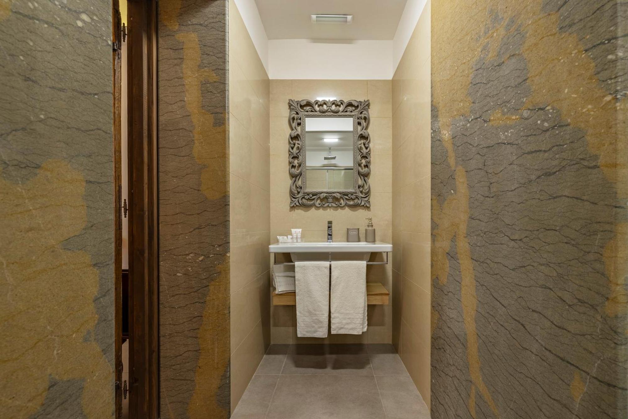 B&B Cantiere Dell'Anima - Rooms Of Art Trapani Exterior foto